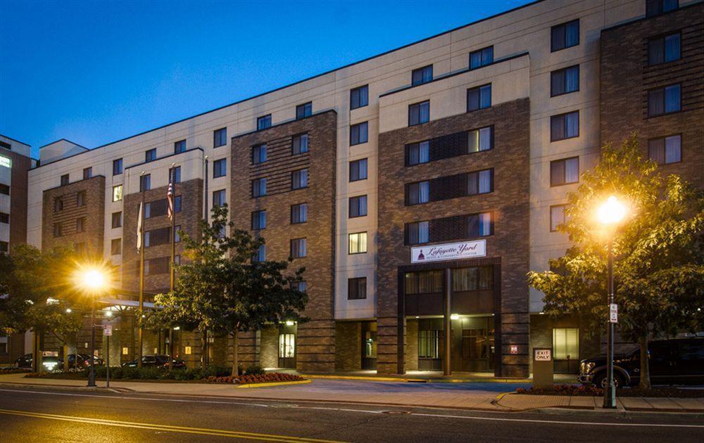 Lafayette Park Hotel And Suites Trenton Exterior photo