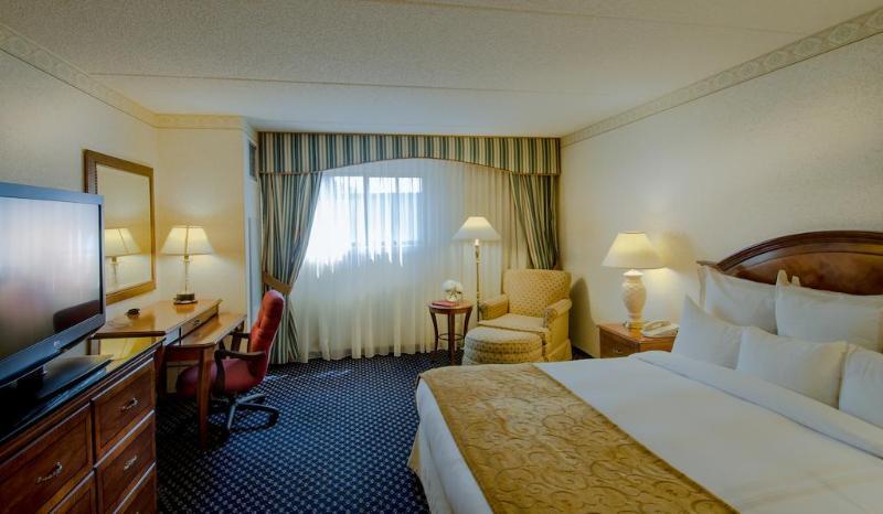 Lafayette Park Hotel And Suites Trenton Exterior photo